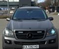 Сірий Мерседес ГЛ-Клас, об'ємом двигуна 4.7 л та пробігом 295 тис. км за 12500 $, фото 1 на Automoto.ua