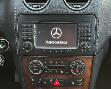 Серый Мерседес ГЛ-класс, объемом двигателя 2.99 л и пробегом 403 тыс. км за 11500 $, фото 13 на Automoto.ua