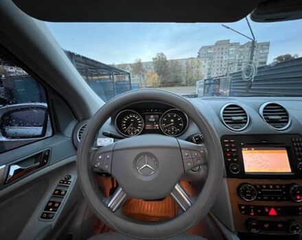 Мерседес ГЛ-класс 2006 в Вольногорске на Automoto.ua Серый Мерседес ГЛ-класс, объемом двигателя 5.5 л и пробегом 300 тыс. км за 13000 $, фото 7 на Automoto.ua