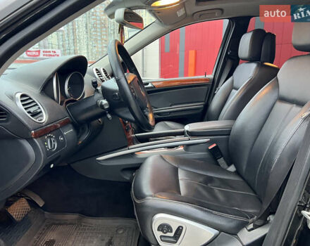 Серый Мерседес ГЛ-класс, объемом двигателя 2.99 л и пробегом 646 тыс. км за 9999 $, фото 16 на Automoto.ua