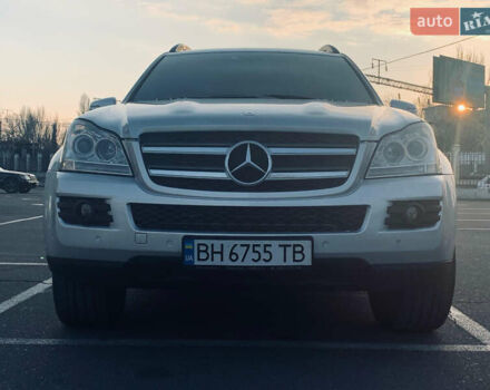 Серый Мерседес ГЛ-класс, объемом двигателя 2.99 л и пробегом 186 тыс. км за 15999 $, фото 2 на Automoto.ua