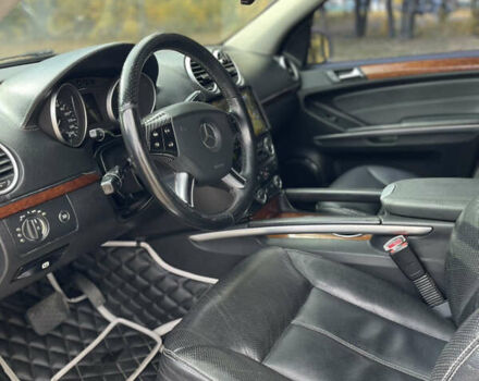 Мерседес ГЛ-класс 2007 в Умани на Automoto.ua Серый Мерседес ГЛ-класс, объемом двигателя 3 л и пробегом 312 тыс. км за 13500 $, фото 9 на Automoto.ua