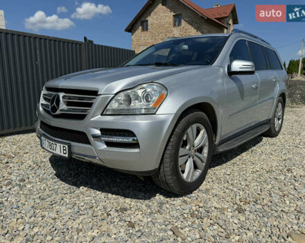 Серый Мерседес ГЛ-класс, объемом двигателя 5.46 л и пробегом 288 тыс. км за 13000 $, фото 6 на Automoto.ua