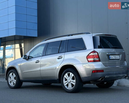 Серый Мерседес ГЛ-класс, объемом двигателя 4.66 л и пробегом 248 тыс. км за 8999 $, фото 10 на Automoto.ua