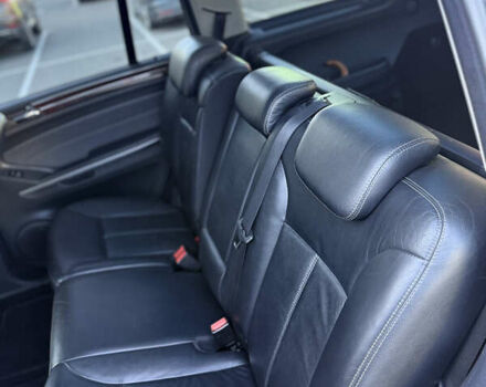 Серый Мерседес ГЛ-класс, объемом двигателя 4.66 л и пробегом 248 тыс. км за 8999 $, фото 17 на Automoto.ua