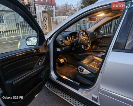 Сірий Мерседес ГЛ-Клас, об'ємом двигуна 5.46 л та пробігом 270 тис. км за 13200 $, фото 8 на Automoto.ua