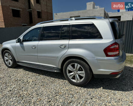 Серый Мерседес ГЛ-класс, объемом двигателя 5.46 л и пробегом 288 тыс. км за 13000 $, фото 11 на Automoto.ua