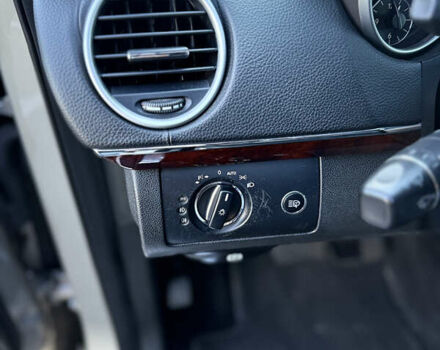 Серый Мерседес ГЛ-класс, объемом двигателя 4.66 л и пробегом 248 тыс. км за 8999 $, фото 31 на Automoto.ua