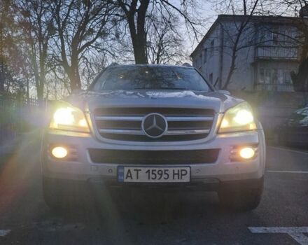 Сірий Мерседес ГЛ-Клас, об'ємом двигуна 5.5 л та пробігом 270 тис. км за 13200 $, фото 1 на Automoto.ua