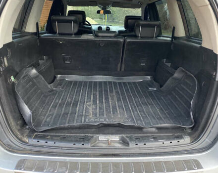 Серый Мерседес ГЛ-класс, объемом двигателя 3 л и пробегом 378 тыс. км за 11600 $, фото 10 на Automoto.ua