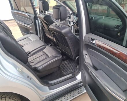 Серый Мерседес ГЛ-класс, объемом двигателя 4 л и пробегом 320 тыс. км за 9830 $, фото 17 на Automoto.ua