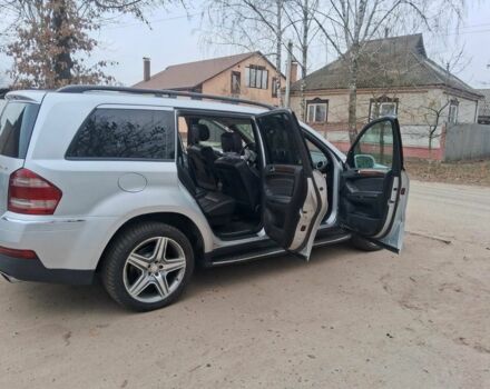 Серый Мерседес ГЛ-класс, объемом двигателя 4 л и пробегом 320 тыс. км за 9830 $, фото 11 на Automoto.ua