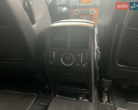 Сірий Мерседес ГЛ-Клас, об'ємом двигуна 4.67 л та пробігом 290 тис. км за 11500 $, фото 15 на Automoto.ua