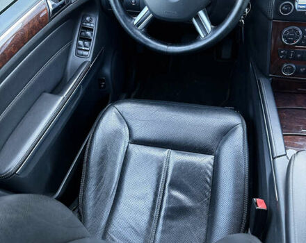 Серый Мерседес ГЛ-класс, объемом двигателя 4.66 л и пробегом 248 тыс. км за 8999 $, фото 24 на Automoto.ua