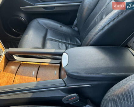 Серый Мерседес ГЛ-класс, объемом двигателя 5.46 л и пробегом 288 тыс. км за 13000 $, фото 19 на Automoto.ua