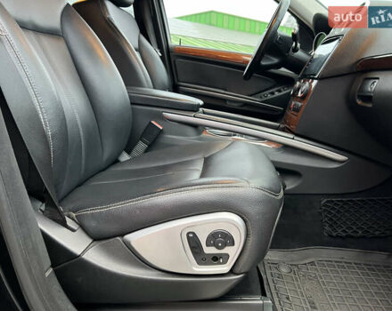 Серый Мерседес ГЛ-класс, объемом двигателя 2.99 л и пробегом 646 тыс. км за 9999 $, фото 31 на Automoto.ua