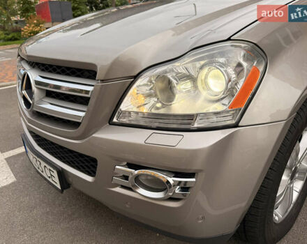 Сірий Мерседес ГЛ-Клас, об'ємом двигуна 4.66 л та пробігом 150 тис. км за 17500 $, фото 19 на Automoto.ua