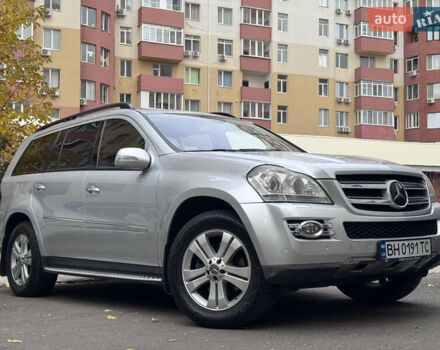 Мерседес ГЛ-класс 2008 в Одессе на Automoto.ua Серый Мерседес ГЛ-класс, объемом двигателя 4.66 л и пробегом 186 тыс. км за 13999 $, фото 2 на Automoto.ua