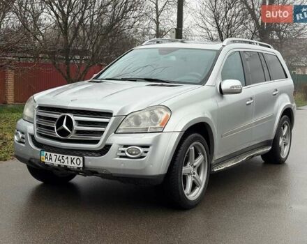 Серый Мерседес ГЛ-класс, объемом двигателя 5.46 л и пробегом 137 тыс. км за 15000 $, фото 19 на Automoto.ua