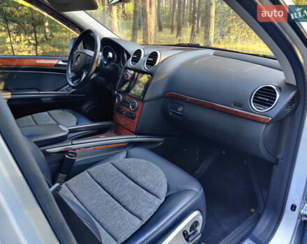 Мерседес ГЛ-класс 2008 в Богуславе на Automoto.ua Серый Мерседес ГЛ-класс, объемом двигателя 2.99 л и пробегом 265 тыс. км за 19499 $, фото 34 на Automoto.ua