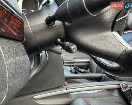 Серый Мерседес ГЛ-класс, объемом двигателя 5.46 л и пробегом 137 тыс. км за 15000 $, фото 41 на Automoto.ua