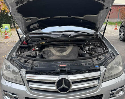 Мерседес ГЛ-класс 2008 в Одессе на Automoto.ua Серый Мерседес ГЛ-класс, объемом двигателя 4.66 л и пробегом 186 тыс. км за 13999 $, фото 9 на Automoto.ua