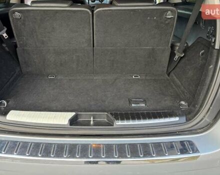 Серый Мерседес ГЛ-класс, объемом двигателя 5.46 л и пробегом 137 тыс. км за 15000 $, фото 52 на Automoto.ua