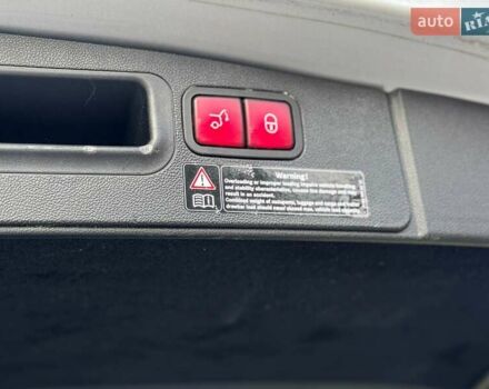 Серый Мерседес ГЛ-класс, объемом двигателя 5.46 л и пробегом 137 тыс. км за 15000 $, фото 50 на Automoto.ua