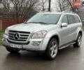 Серый Мерседес ГЛ-класс, объемом двигателя 5.46 л и пробегом 137 тыс. км за 14000 $, фото 1 на Automoto.ua