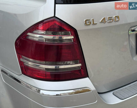 Мерседес ГЛ-класс 2008 в Одессе на Automoto.ua Серый Мерседес ГЛ-класс, объемом двигателя 4.66 л и пробегом 186 тыс. км за 13999 $, фото 20 на Automoto.ua