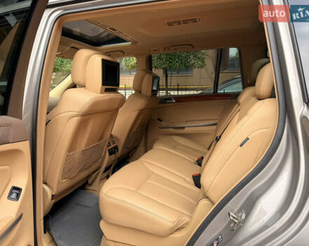 Сірий Мерседес ГЛ-Клас, об'ємом двигуна 4.66 л та пробігом 150 тис. км за 17500 $, фото 63 на Automoto.ua