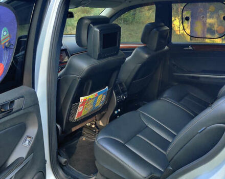 Мерседес ГЛ-класс 2008 в Богуславе на Automoto.ua Серый Мерседес ГЛ-класс, объемом двигателя 2.99 л и пробегом 265 тыс. км за 19499 $, фото 24 на Automoto.ua