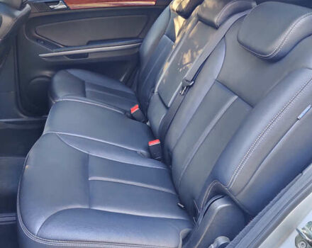 Мерседес ГЛ-класс 2008 в Богуславе на Automoto.ua Серый Мерседес ГЛ-класс, объемом двигателя 2.99 л и пробегом 265 тыс. км за 19499 $, фото 25 на Automoto.ua