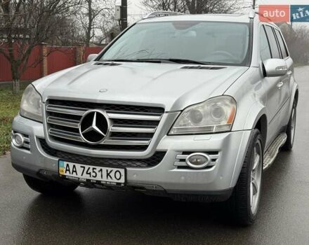 Серый Мерседес ГЛ-класс, объемом двигателя 5.46 л и пробегом 137 тыс. км за 15000 $, фото 16 на Automoto.ua