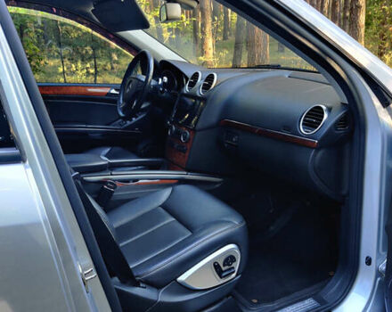 Мерседес ГЛ-класс 2008 в Богуславе на Automoto.ua Серый Мерседес ГЛ-класс, объемом двигателя 2.99 л и пробегом 265 тыс. км за 19499 $, фото 30 на Automoto.ua