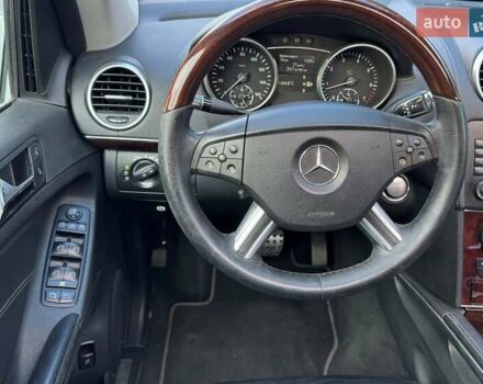 Серый Мерседес ГЛ-класс, объемом двигателя 5.46 л и пробегом 137 тыс. км за 15000 $, фото 36 на Automoto.ua