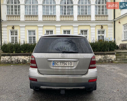 Серый Мерседес ГЛ-класс, объемом двигателя 2.99 л и пробегом 330 тыс. км за 15000 $, фото 4 на Automoto.ua
