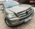 Серый Мерседес ГЛ-класс, объемом двигателя 0 л и пробегом 265 тыс. км за 11800 $, фото 22 на Automoto.ua