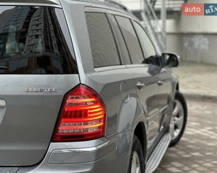 Серый Мерседес ГЛ-класс, объемом двигателя 2.99 л и пробегом 232 тыс. км за 16900 $, фото 9 на Automoto.ua