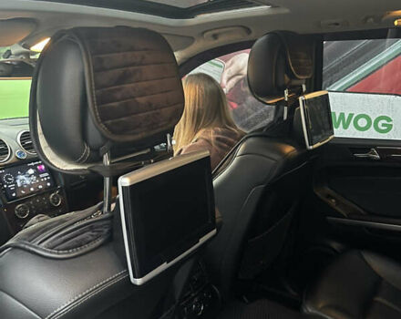 Мерседес ГЛ-Клас 2010 у Києві на Automoto.ua Сірий Мерседес ГЛ-Клас, об'ємом двигуна 2.99 л та пробігом 268 тис. км за 24200 $, фото 17 на Automoto.ua