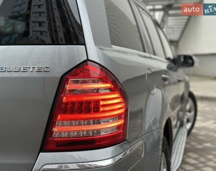 Серый Мерседес ГЛ-класс, объемом двигателя 2.99 л и пробегом 232 тыс. км за 16900 $, фото 10 на Automoto.ua