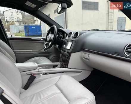 Серый Мерседес ГЛ-класс, объемом двигателя 2.99 л и пробегом 232 тыс. км за 16900 $, фото 19 на Automoto.ua