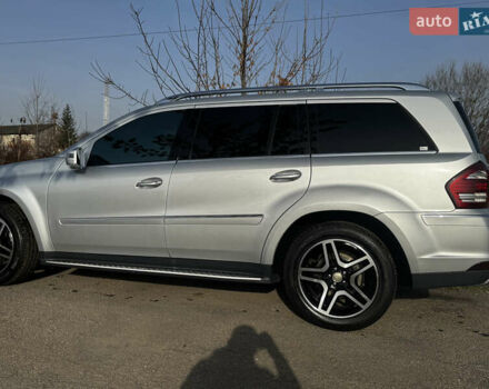 Серый Мерседес ГЛ-класс, объемом двигателя 5.5 л и пробегом 208 тыс. км за 16800 $, фото 7 на Automoto.ua