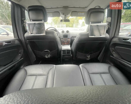 Сірий Мерседес ГЛ-Клас, об'ємом двигуна 2.99 л та пробігом 234 тис. км за 15300 $, фото 16 на Automoto.ua