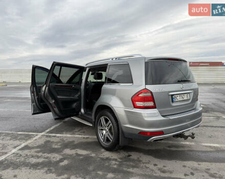 Серый Мерседес ГЛ-класс, объемом двигателя 2.99 л и пробегом 284 тыс. км за 16300 $, фото 28 на Automoto.ua