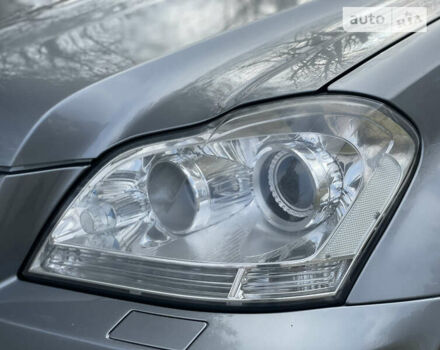 Серый Мерседес ГЛ-класс, объемом двигателя 3 л и пробегом 230 тыс. км за 17500 $, фото 14 на Automoto.ua