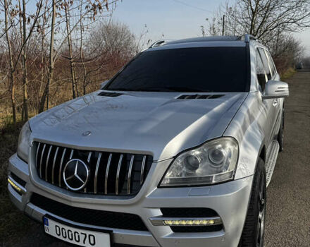 Серый Мерседес ГЛ-класс, объемом двигателя 5.5 л и пробегом 208 тыс. км за 16800 $, фото 8 на Automoto.ua