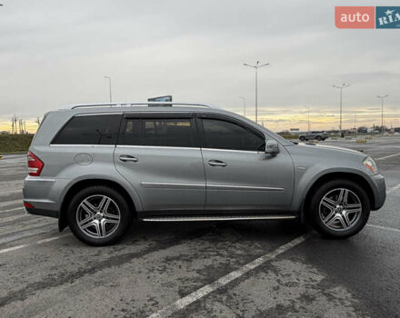 Серый Мерседес ГЛ-класс, объемом двигателя 2.99 л и пробегом 284 тыс. км за 16300 $, фото 36 на Automoto.ua