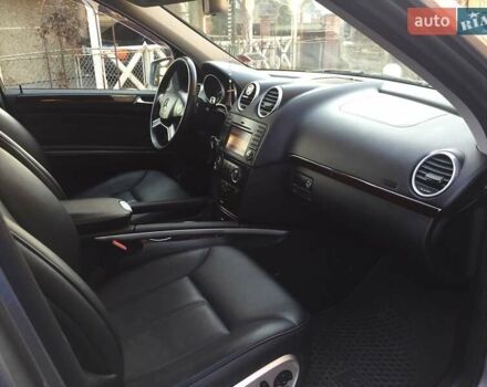 Серый Мерседес ГЛ-класс, объемом двигателя 3 л и пробегом 133 тыс. км за 23000 $, фото 11 на Automoto.ua