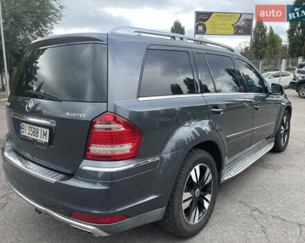 Сірий Мерседес ГЛ-Клас, об'ємом двигуна 2.99 л та пробігом 234 тис. км за 15300 $, фото 5 на Automoto.ua